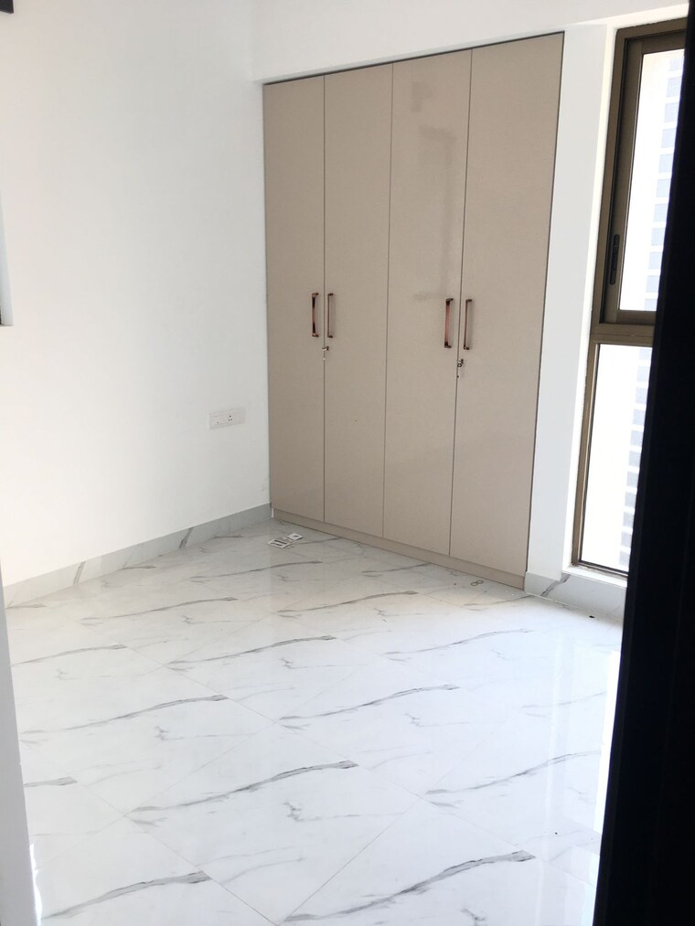 Room, raymond-ten-x-habitat 2 Bedroom 800 Sq.Ft. Apartment In Pokhran Road No Two Thane 10651741