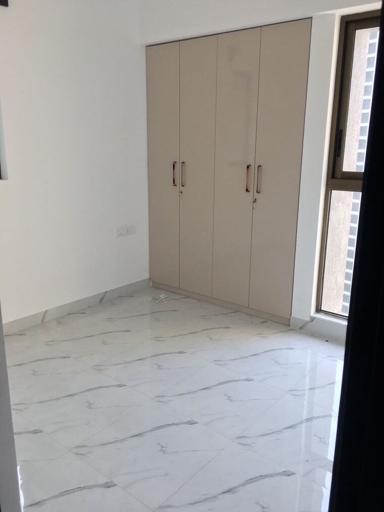 Room, raymond-ten-x-habitat 2 Bedroom 800 Sq.Ft. Apartment In Pokhran Road No Two Thane 10651741