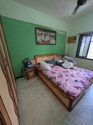 Bedroom in 2 BHK Apartment at Vrindavan Apartment Borivali, Borivali West – for Rent