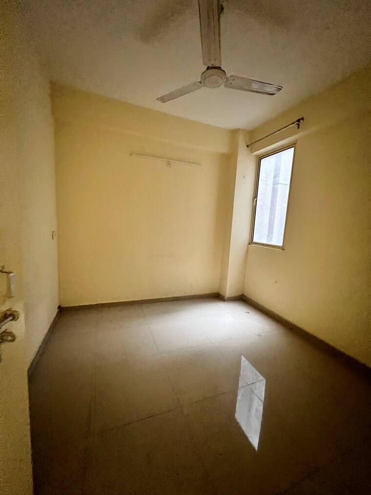 Room, conscient-habitat-78 3 Bedroom 645 Sq.Ft. Apartment In Sector 78 Faridabad 10651786