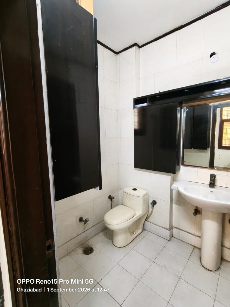 Bathroom, niti khand i 4 Bedroom 1750 Sq.Ft. Builder Floor In Niti Khand I Ghaziabad 10651777