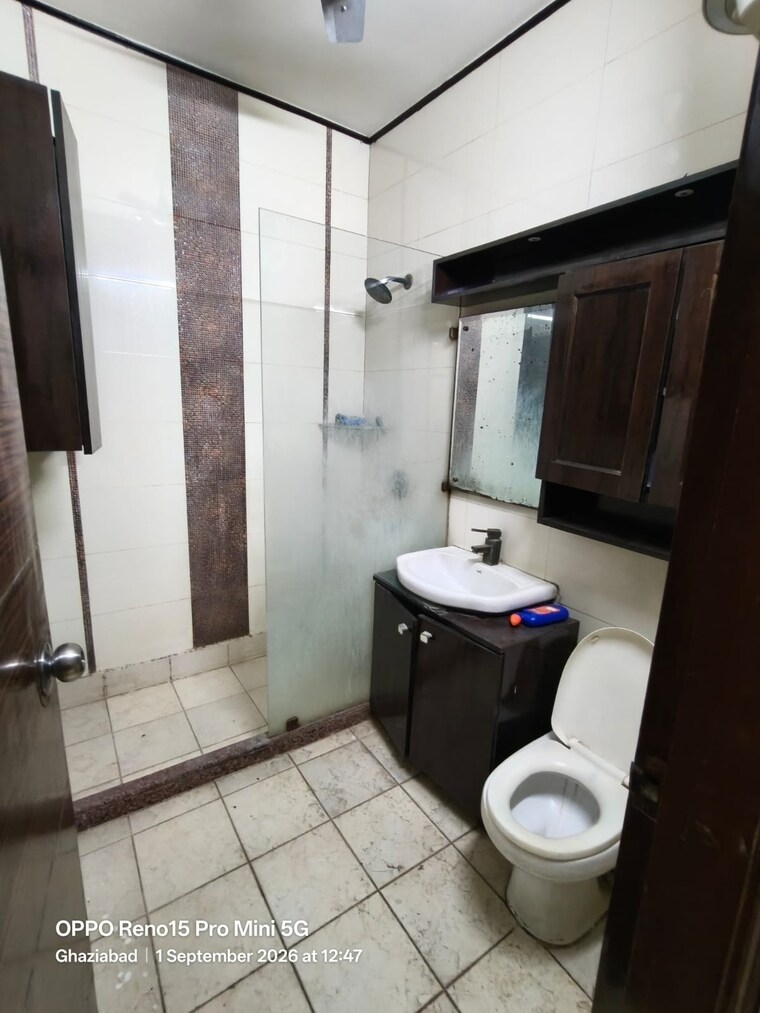 Bathroom, niti khand i 4 Bedroom 1750 Sq.Ft. Builder Floor In Niti Khand I Ghaziabad 10651777