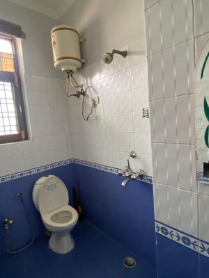 Bathroom in 1 RK Builder Floor at Sector 22 – for Rent