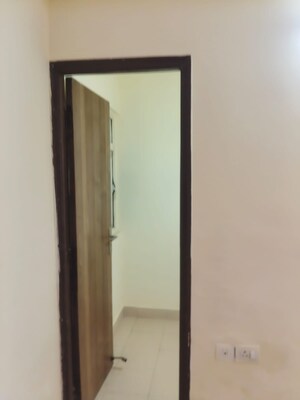 Room in 2 BHK Apartment at Panchsheel Greens, Sector 16 Greater Noida – for Sale