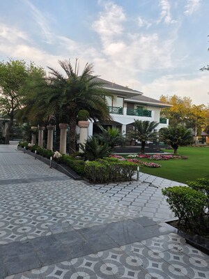 6 BHK Independent House For Sale in Satbari