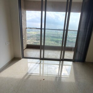 Room in 3 BHK Apartment at Yashwin Orizzonte, Kharadi – for Rent