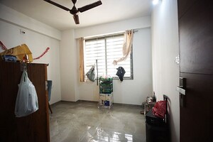 Room in 3 BHK Apartment at Hanspura – for Sale