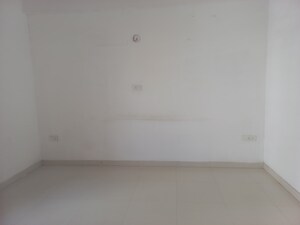 Room in 2 BHK Builder Floor at Chaitanya Vihar – for Rent