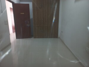Room in 2 BHK Builder Floor at Chaitanya Vihar – for Rent
