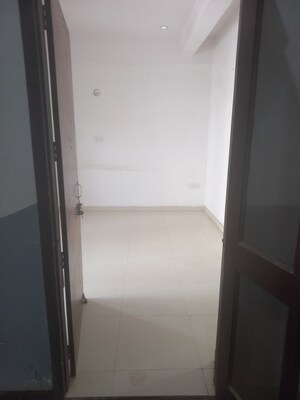 Room in 2 BHK Builder Floor at Chaitanya Vihar – for Rent