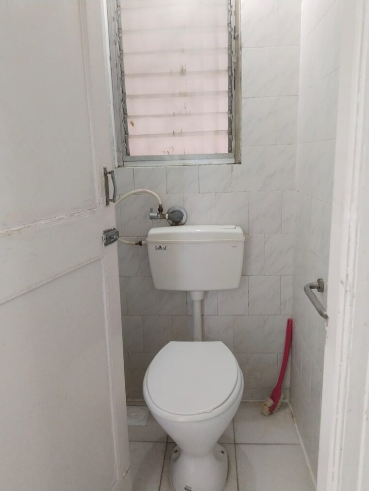 Bathroom, magarpatta-trillium 3 Bedroom 1530 Sq.Ft. Apartment In Hadapsar Pune 10651826