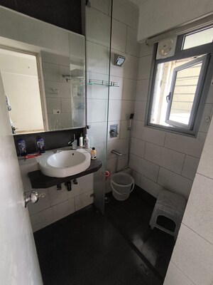 Team Area in 3 BHK Apartment at Imperial Heights Goregaon West, Goregaon West – for Rent