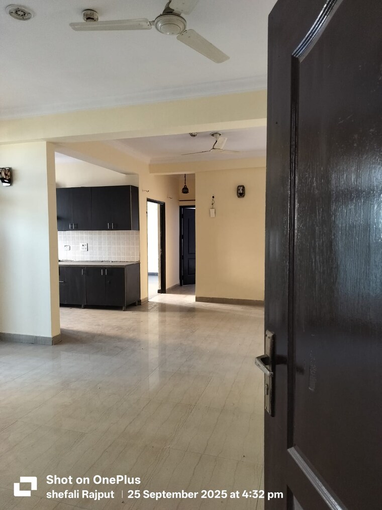 Room, saviour-greenisle 2.5 Bedroom 1150 Sq.Ft. Apartment In Sain Vihar Ghaziabad 10651847