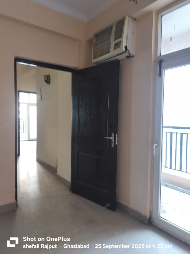 Room, saviour-greenisle 2.5 Bedroom 1150 Sq.Ft. Apartment In Sain Vihar Ghaziabad 10651847