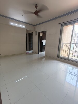 Room in 2 BHK Apartment at Ghp Sonnet, Kharghar – for Rent
