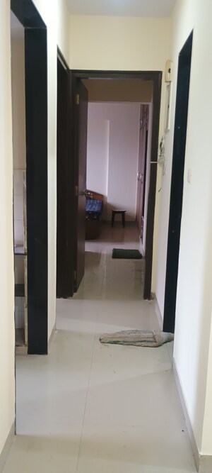 Furnished Amenities in 2 BHK Apartment at Lake Florence, Powai – for Rent