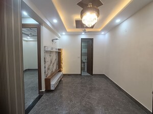 Room in 2 BHK Builder Floor at Malviya Nagar – for Rent