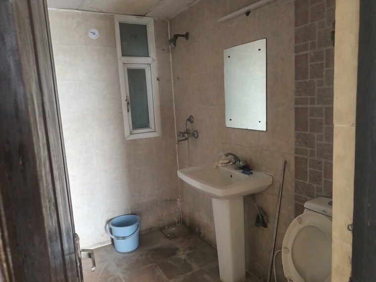 Bathroom, saviour-greenisle 2.5 Bedroom 1150 Sq.Ft. Apartment In Sain Vihar Ghaziabad 10651848