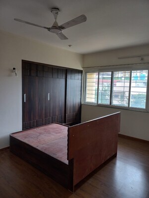 Room in 2 BHK Apartment at Rising Landscapes, Mohammadwadi – for Rent