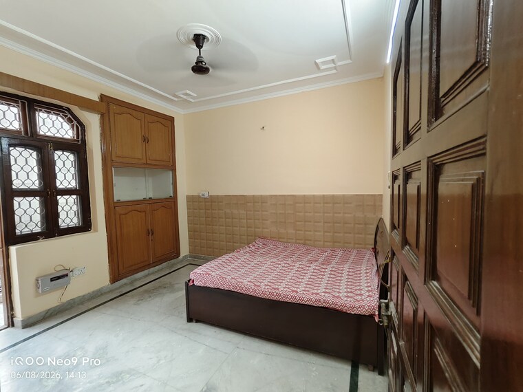 Bedroom, sector 21 3 Bedroom 3150 Sq.Ft. Builder Floor In Sector 21 Gurgaon 10651854