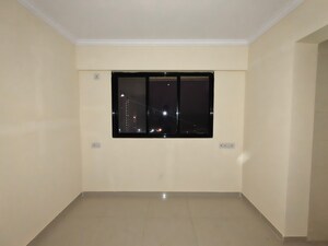 Room in 1 BHK Apartment at Unnati Woods CHS, Kasarvadavali – for Rent