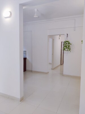 Room in 3 BHK Apartment at Magarpatta City Cosmos, Magarpatta Road – for Rent