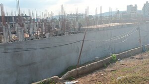 Swimming Pool in 2 BHK Apartment at Tadepalli – for Sale