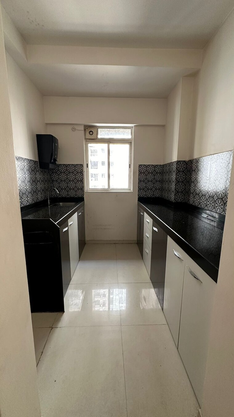 Kitchen, lodha-amara 1 Bedroom 550 Sq.Ft. Apartment In Kolshet Road Thane 10651891