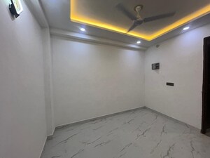 Room in 1 BHK Builder Floor at Saket – for Rent