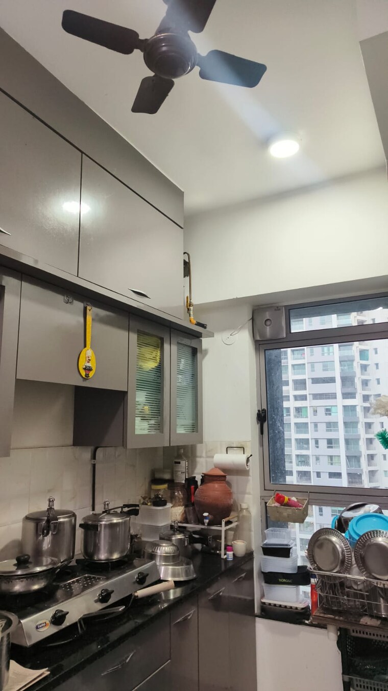 Living Room, kalpataru-immensa 3 Bedroom 944 Sq.Ft. Apartment In Kolshet Road Thane 10651942