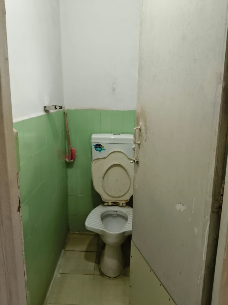 Bathroom, tulsidham-complex 1 Bedroom 450 Sq.Ft. Apartment In Kapur Bawdi Thane 10651953