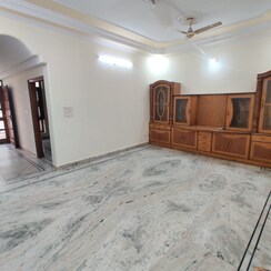 3 BHK Apartment For Rent in Sainik Colony