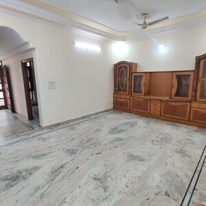 3 BHK Apartment For Rent in Sainik Colony
