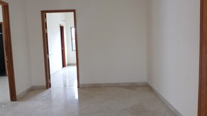 Room in 3 BHK Apartment at Osman Nagar – for Sale