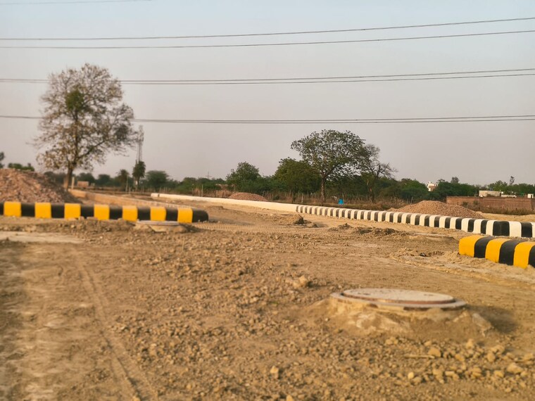 undefined, sultanpur  1300 Sq.Ft. Plot In Sultanpur Lucknow 10652011