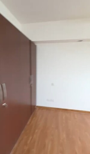 Room in 2 BHK Apartment at Godrej Air Sector 85, Sector 85 – for Rent