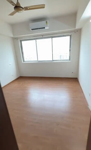 Room in 2 BHK Apartment at Godrej Air Sector 85, Sector 85 – for Rent