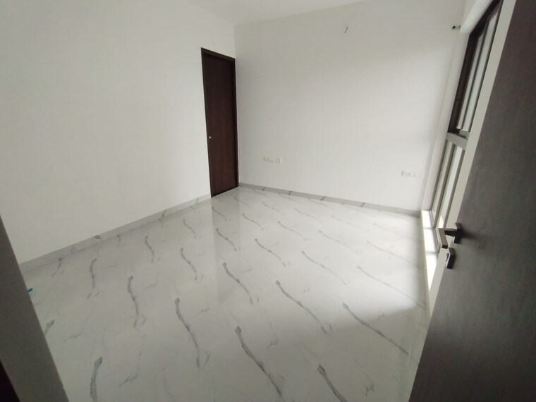 Bathroom, raymond-ten-x-habitat 2 Bedroom 515 Sq.Ft. Apartment In Pokhran Road No Two Thane 10652086