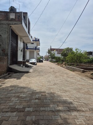  Shop For Sale in Leelavati Enclave, Sector 72