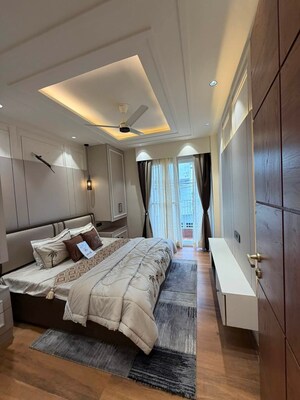 Bedroom in 4 BHK Builder Floor at Uttam Nagar – for Sale