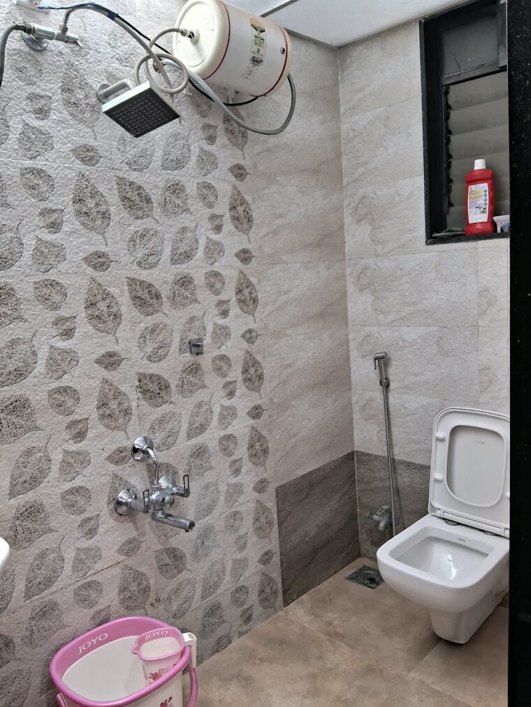 Bathroom, bg-tatva 2 Bedroom 1000 Sq.Ft. Apartment In Kharadi Pune 10652118