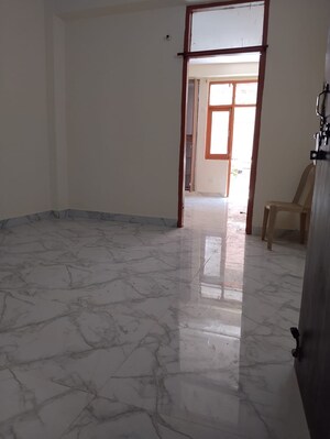 Room in 2 BHK Builder Floor at Neb Sarai – for Rent