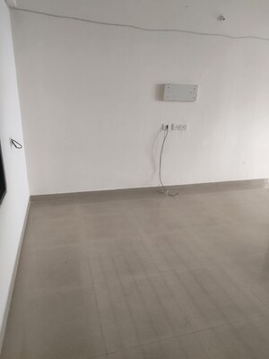 2 BHK Apartment For Rent in Shree Paras Basera, Lohgaon