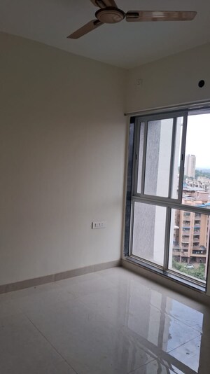 Room in 1 BHK Apartment at Pride Larkins Nest, Ghodbunder Road – for Rent