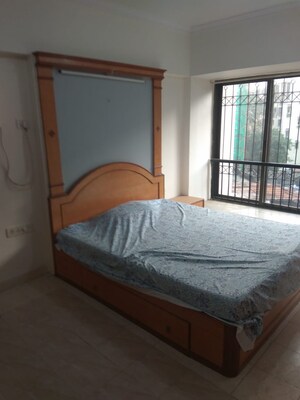 Bedroom in 3 BHK Apartment at Windsor Tower, Andheri West – for Rent