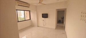 Room in 1 RK Apartment at Juhu – for Rent