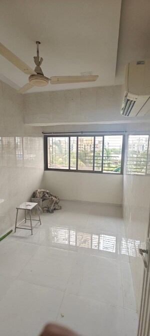 1 RK Apartment For Rent in Juhu