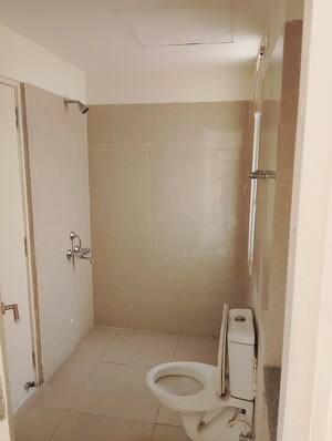 Bathroom in 3.5 BHK Apartment at Emaar Palm Hills, Sector 77 – for Rent