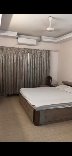Bedroom in 3 BHK Apartment at HDIL Metropolis Residences, Andheri West – for Rent