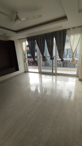 2 BHK Builder Floor for Sale in Amar Colony, Delhi